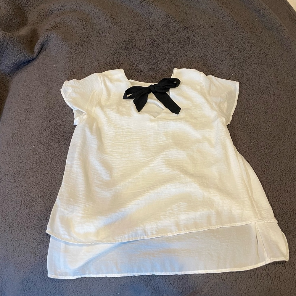 H&M Mama white maternity formal top with black bow in back